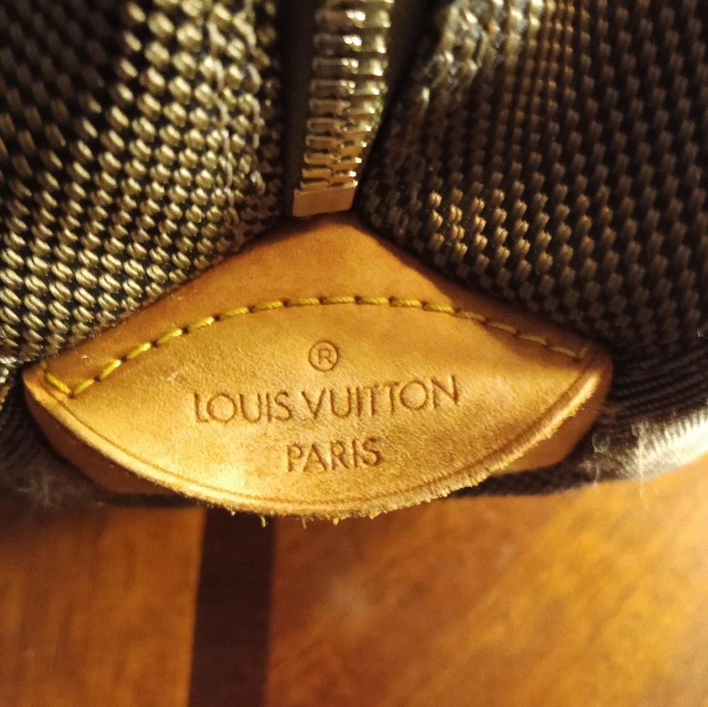 Louis Vuitton Duffel Bag with Tan Straps - Picture 13 of 16